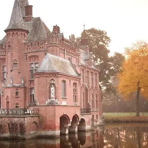 Castle Ten Berghe Chateau Bed & Breakfast Bruges